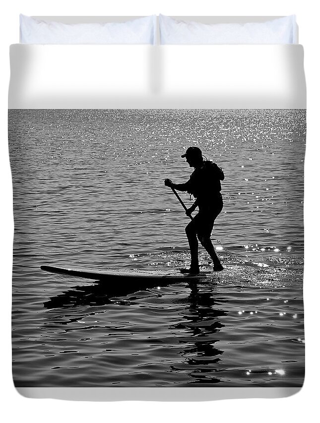 Stand Up Paddleboard Duvet Cover featuring the photograph Hot Moves on a SUP by John Meader