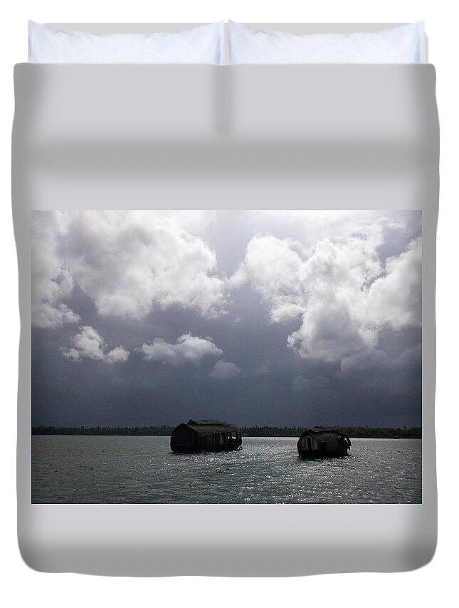 Houseboats Duvet Cover featuring the photograph Houseboats on Vembanad Lake by William Slider