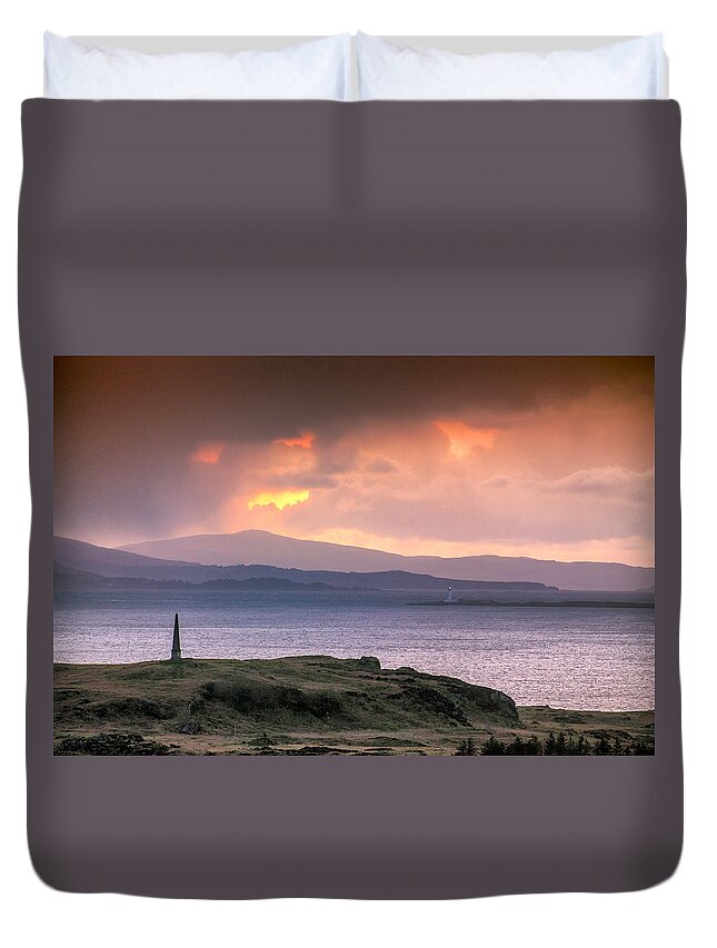 Argyll And Bute Duvet Cover featuring the photograph Hutcheson's Monument on the Isle of Kerrera at sunset by Neil Alexander Photography