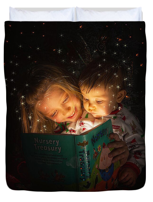 Children Duvet Cover featuring the photograph Imagine by Ron McGinnis