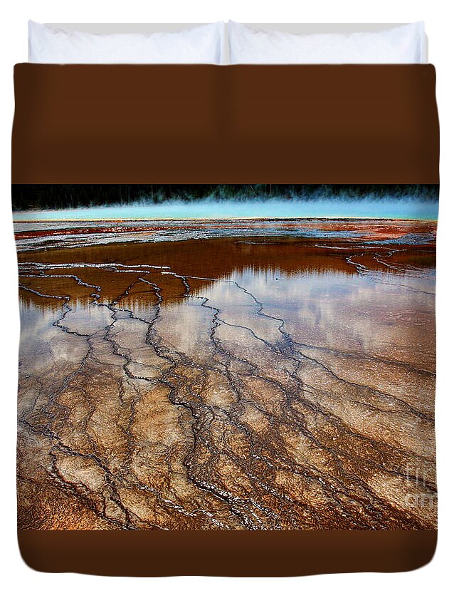 Yellowstone Duvet Cover featuring the photograph In Vain by Robert Pearson
