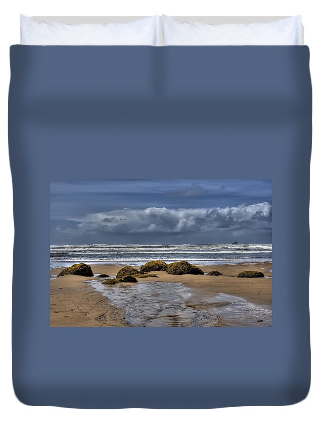 Hdr Duvet Cover featuring the photograph Indian Beach by Brad Granger