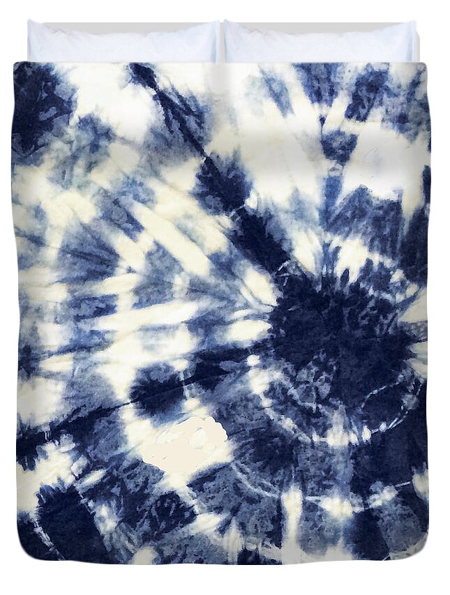 Tie Dye Duvet Cover featuring the painting Indigo IV by Mindy Sommers