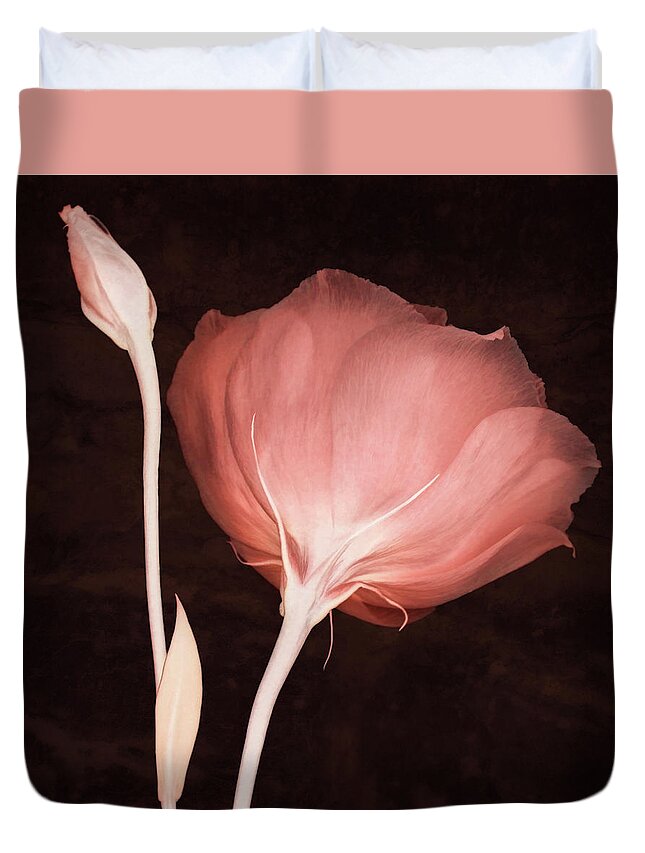 Lisianthus Flowers Duvet Cover featuring the photograph Innocence by Leda Robertson