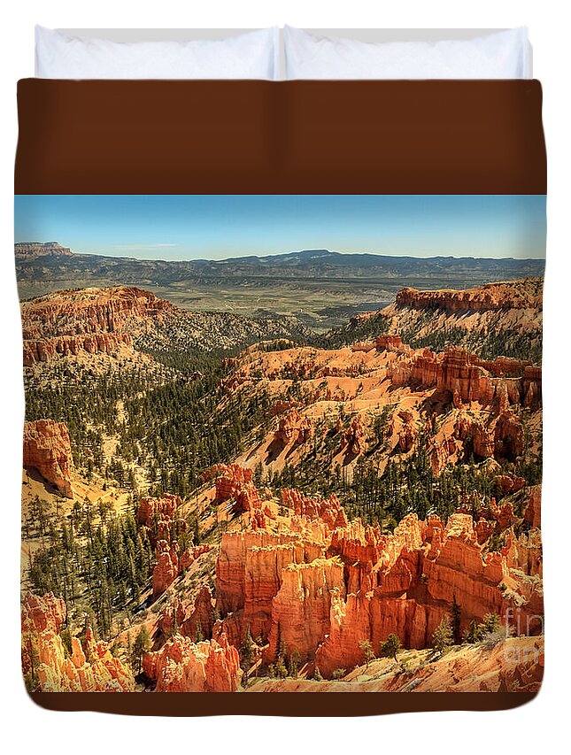 Rock Formations Duvet Cover featuring the photograph Inspiration Point by Robert Bales