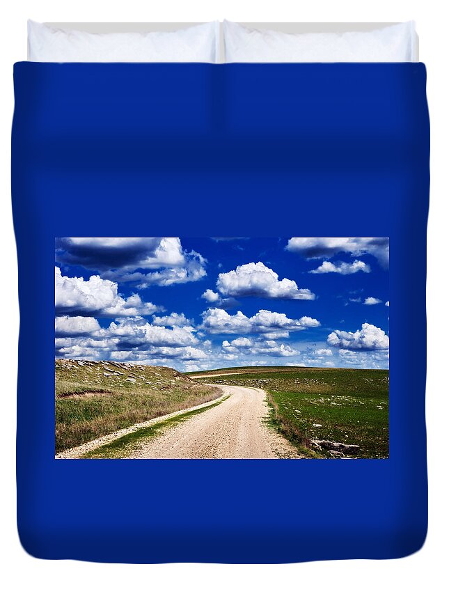 Kansas Duvet Cover featuring the photograph Into the Clouds by Eric Benjamin