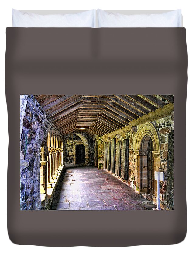 Invitation Duvet Cover featuring the photograph Arched Invitation Passageway by Roberta Byram