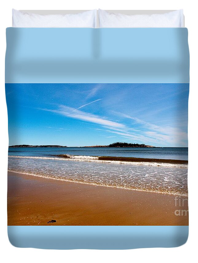 Beach Duvet Cover featuring the photograph It Is a Beautiful Day by Elizabeth Dow