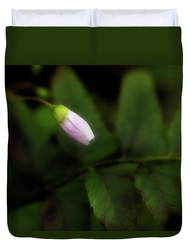 Flower Duvet Cover featuring the photograph It's Time by Mike Eingle