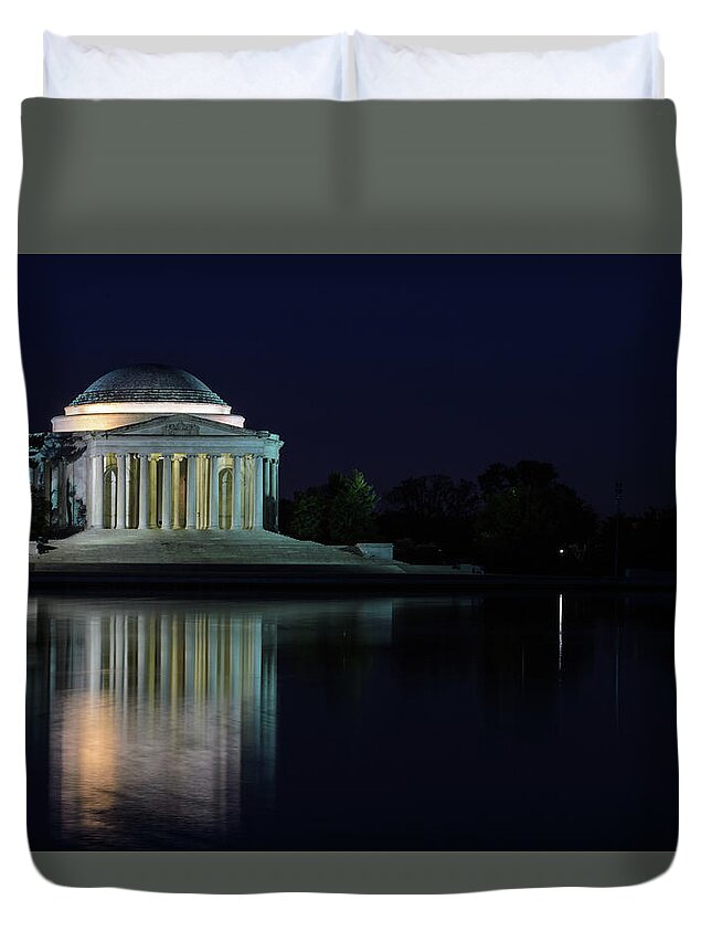Jefferson Duvet Cover featuring the photograph Jefferson Memorial Reflection by Stewart Helberg