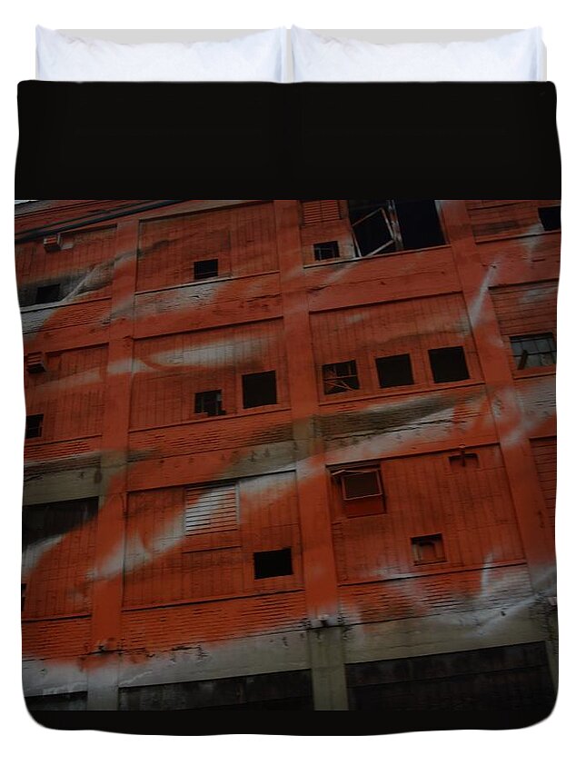 New Jersey Railroad Building Duvet Cover featuring the photograph Jersey Building Trainview by William Kimble