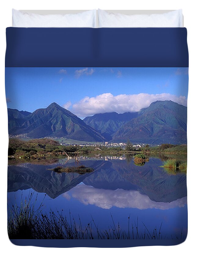Maui Duvet Cover featuring the photograph Kanaha Pond Maui by David Olsen