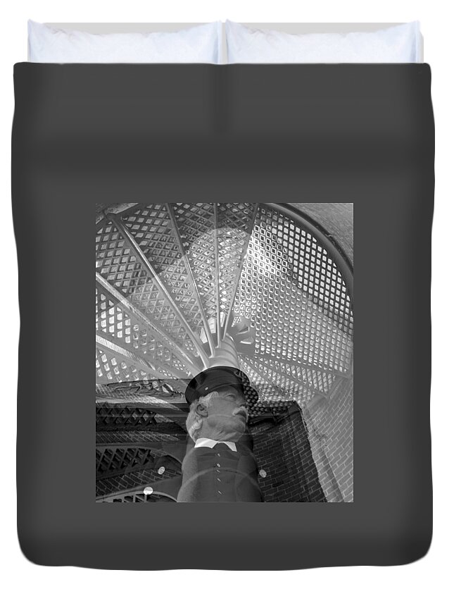 Lighthouse Keeper Duvet Cover featuring the photograph Keeper of the light by David Lee Thompson