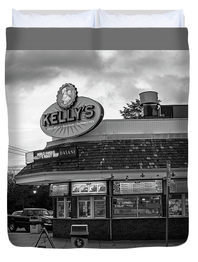 Kelly's Duvet Cover featuring the photograph Kelly's Roast Beef Rever Beach Revere MA Black and White by Toby McGuire