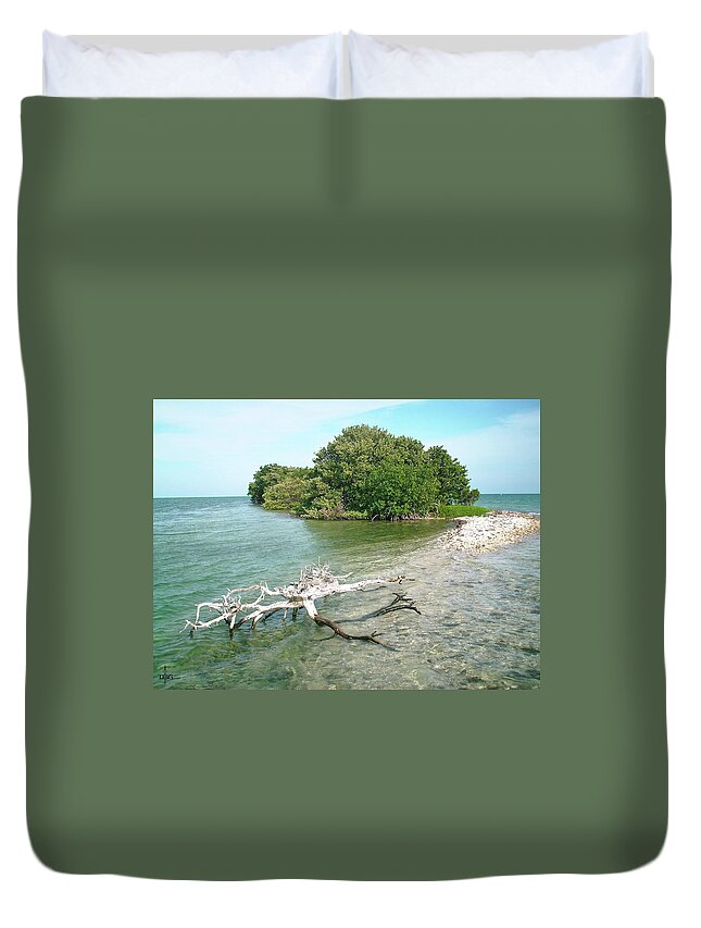 Landscape Duvet Cover featuring the photograph Key Largo Out Island by David Bader