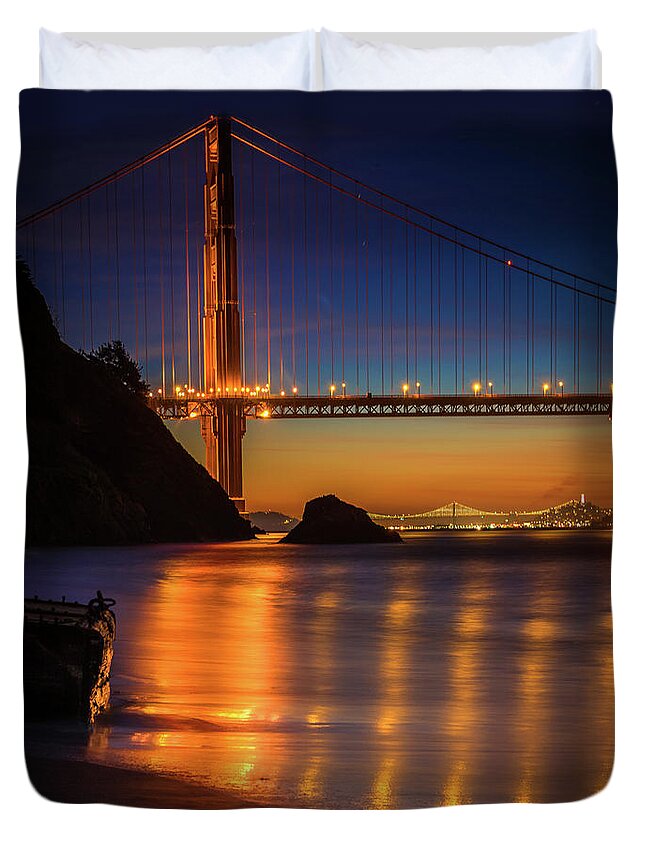 Golden Gate Bridge Duvet Cover featuring the photograph Kirby Cove by Janet Kopper