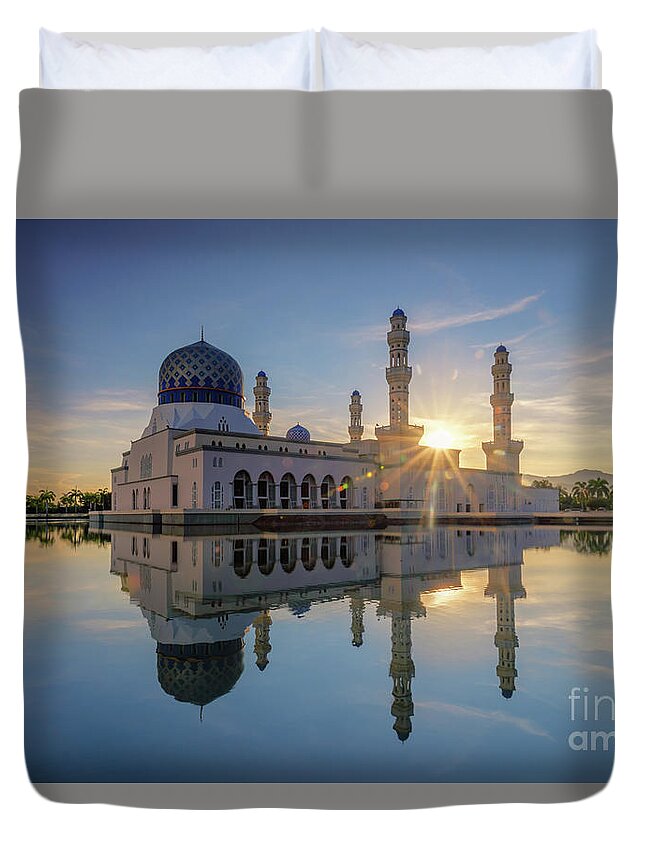 Mosque Duvet Cover featuring the photograph Kota Kinabalu City Mosque II by Kamrul Arifin Mansor