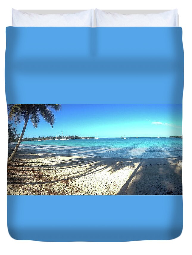 Beach Duvet Cover featuring the photograph Kuto Bay morning by Dorothy Darden