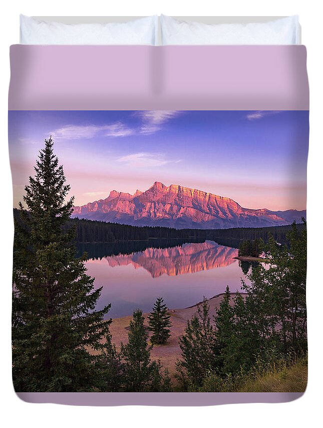 Mount Rundle Duvet Cover featuring the photograph Mount Rundle Ring of Fire by Norma Brandsberg