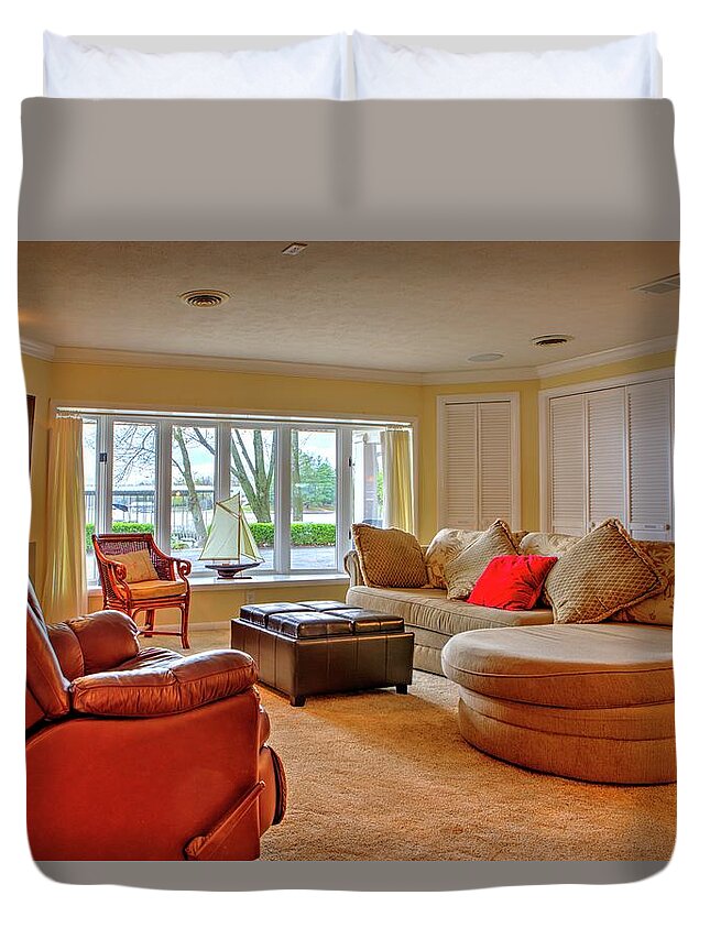 Lakeside Duvet Cover featuring the photograph Lakeside family room by Jeff Kurtz