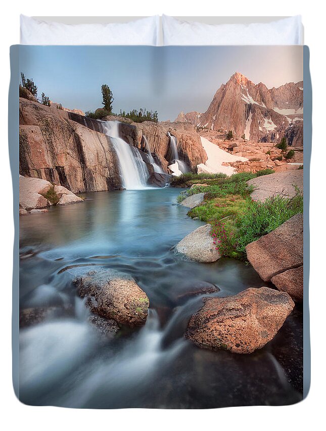Sunrise Duvet Cover featuring the photograph Last Light by Nicki Frates