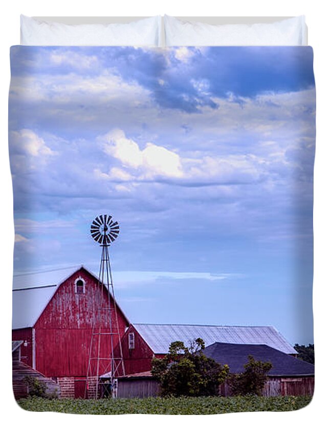Sauk County Duvet Cover featuring the photograph Late Afternoon On The Farm by Mountain Dreams