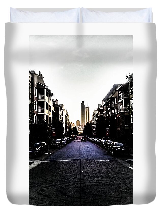 City Duvet Cover featuring the photograph Leading Lines by Mike Dunn