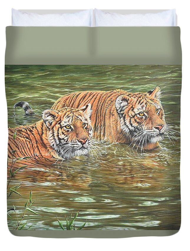 Wildlife Paintings Duvet Cover featuring the painting Leave This To Me Sis by Alan M Hunt