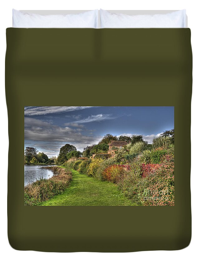 Culpeper Duvet Cover featuring the photograph Leeds Castle Culpeper Garden by Chris Thaxter