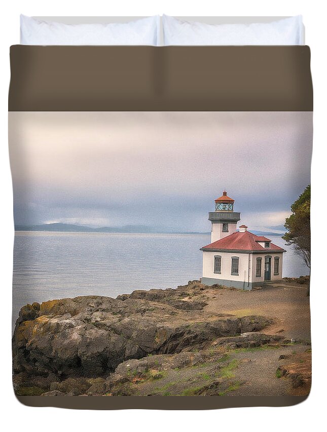 Oregon Coast Duvet Cover featuring the photograph Lime Kiln Point Lighthouse by Tom Singleton