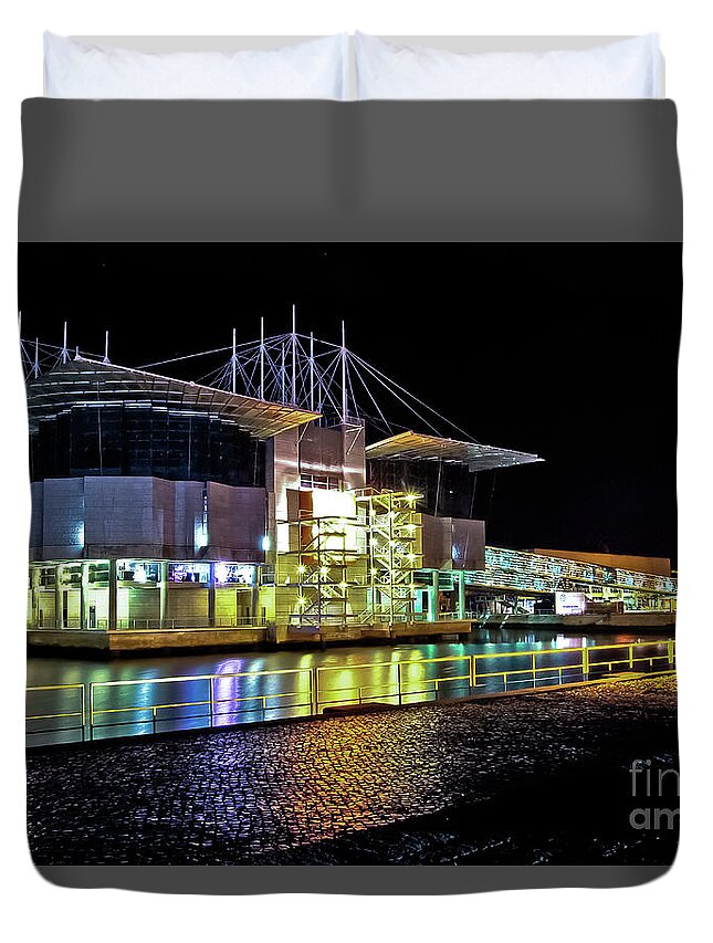 Architecture Duvet Cover featuring the photograph Lisbon - Portugal - Oceanarium at Night by Carlos Alkmin