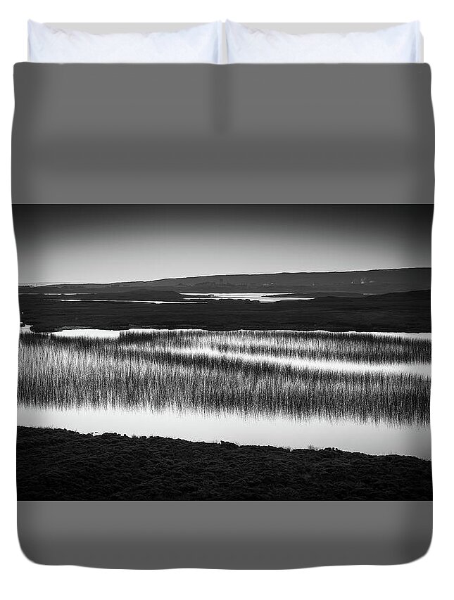 Scotland Duvet Cover featuring the photograph Loch na Maracha, Isle of Harris by Peter OReilly