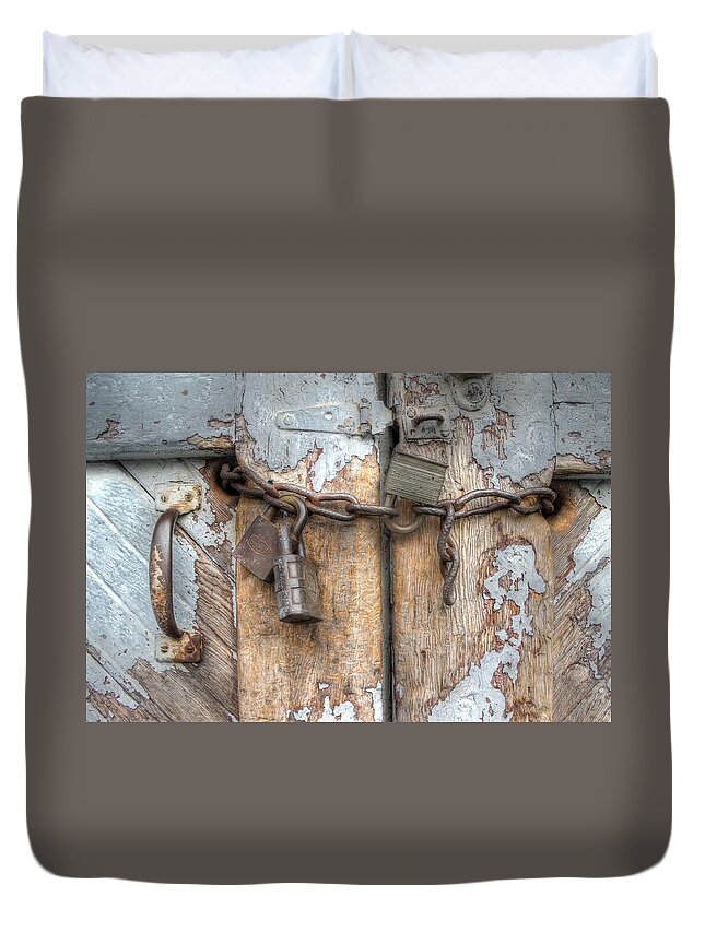 Lock Chain Rust Door Handle Barn Rustic Duvet Cover For Sale By Jane Linders