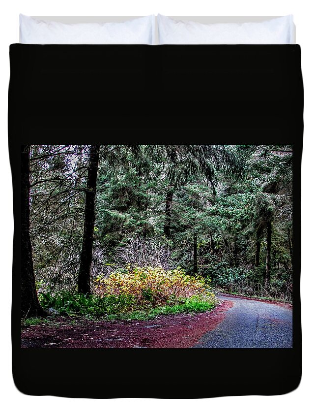 Trees Duvet Cover featuring the photograph Lost by Marilyn Diaz