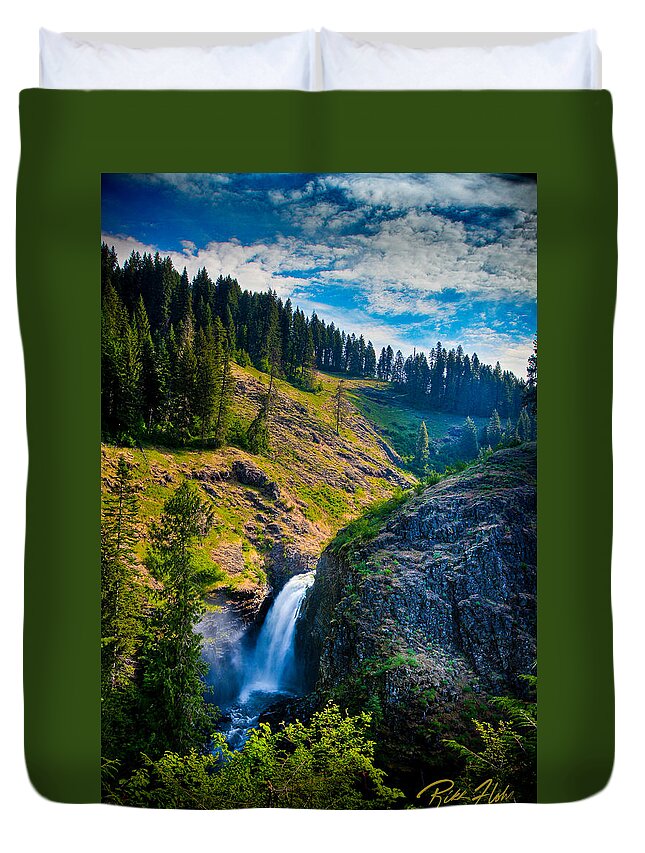  Duvet Cover featuring the photograph Lower Falls - Elk Creek Falls by Rikk Flohr