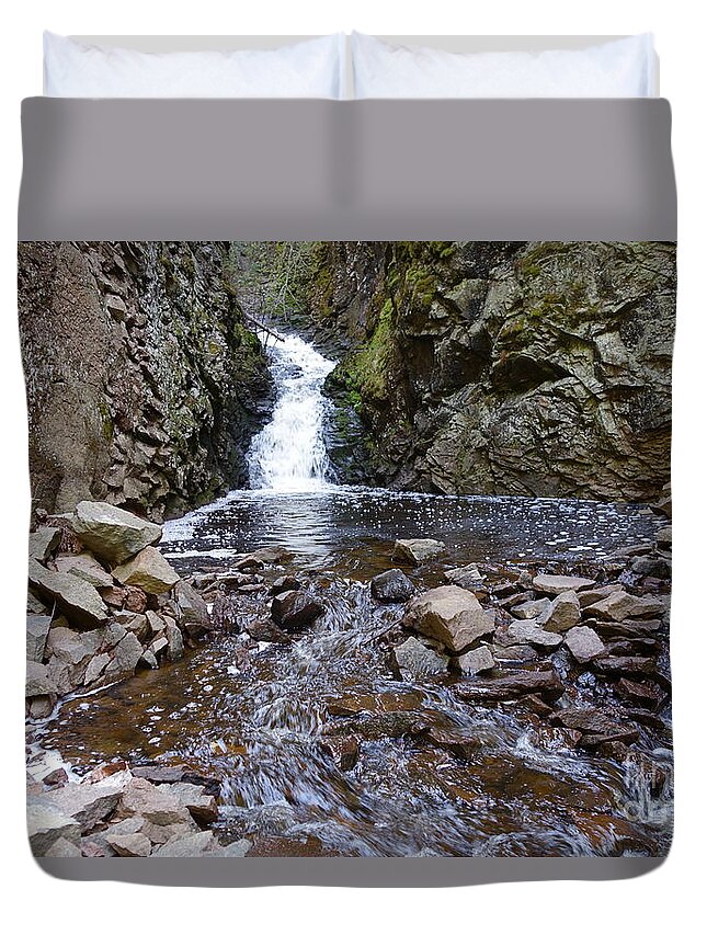 Waterfalls Duvet Cover featuring the photograph Lower Falls on Kugler's Creek by Sandra Updyke