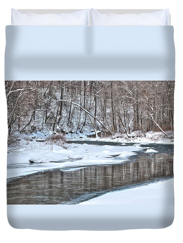 Loyalhanna Duvet Cover featuring the photograph Loyalhanna Creek - WAT0100 by Gordon Sarti