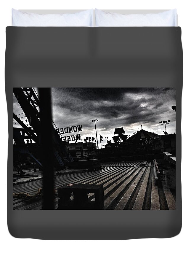 Wonder Wheel Duvet Cover featuring the photograph Magic Hour on the Wonder Wheel by Allan Piper