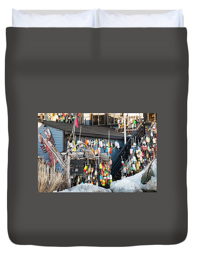 Maine Duvet Cover featuring the photograph Maine Lobster Shack in Winter by Ranjay Mitra