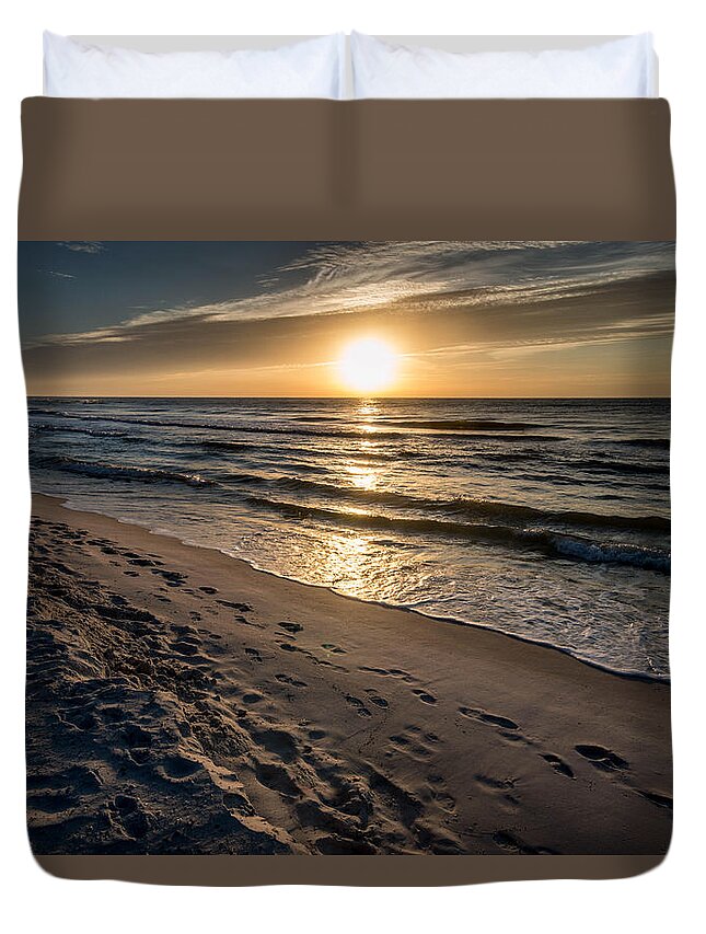 Alabama Duvet Cover featuring the photograph Many Footprints on the Beach by Michael Thomas
