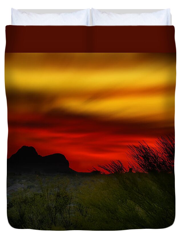 Arizona Duvet Cover featuring the photograph Marana Sunset H01 by Mark Myhaver