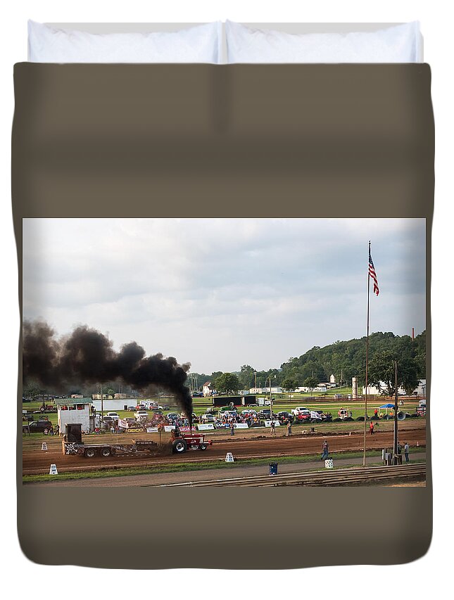 Tractor Pull Duvet Cover featuring the photograph Marietta Tractor Pull by Holden The Moment