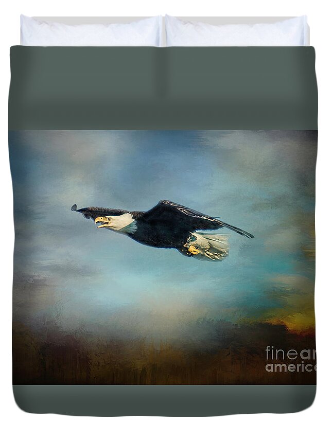 Eagle Duvet Cover featuring the photograph Master of the Sky by Eleanor Abramson