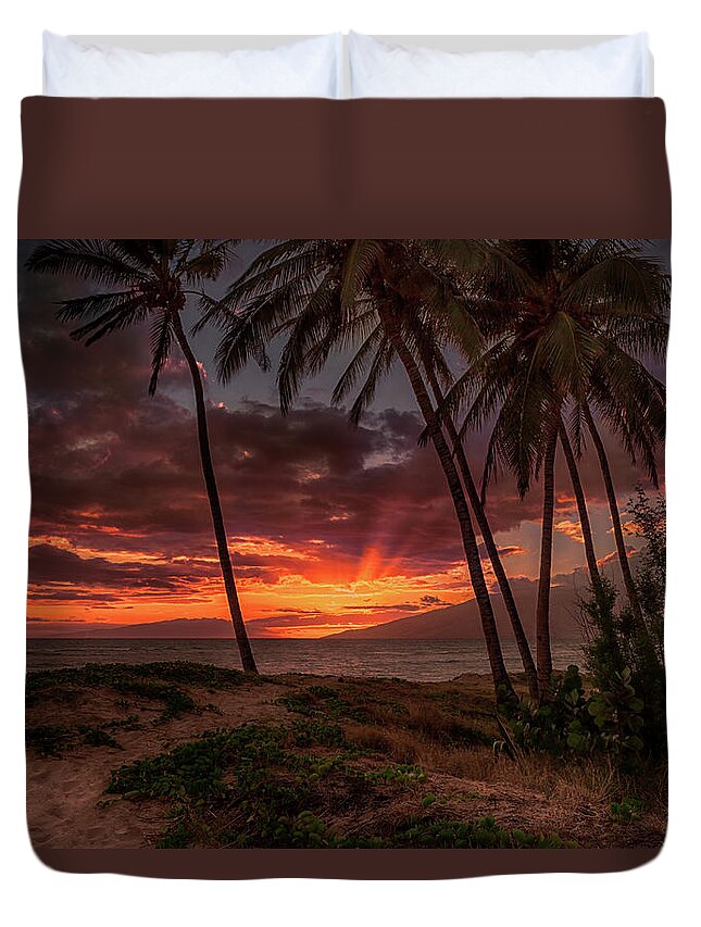 Sunset Duvet Cover featuring the photograph Maui Sunset 1 by Susan Rissi Tregoning