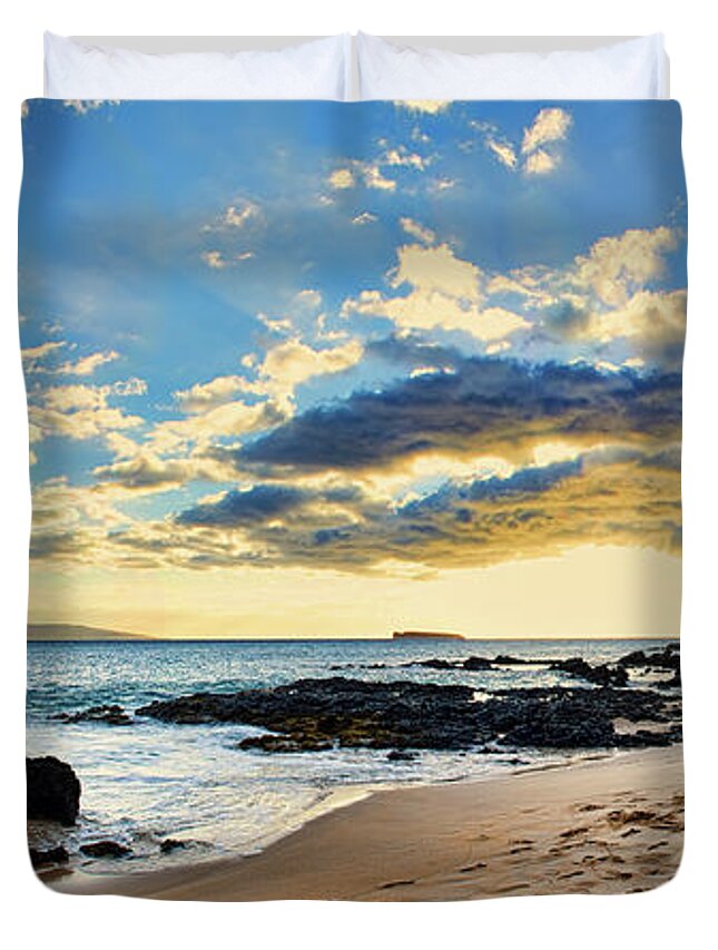 Maui Duvet Cover featuring the photograph Maui Sunset Panorama by Eddie Yerkish