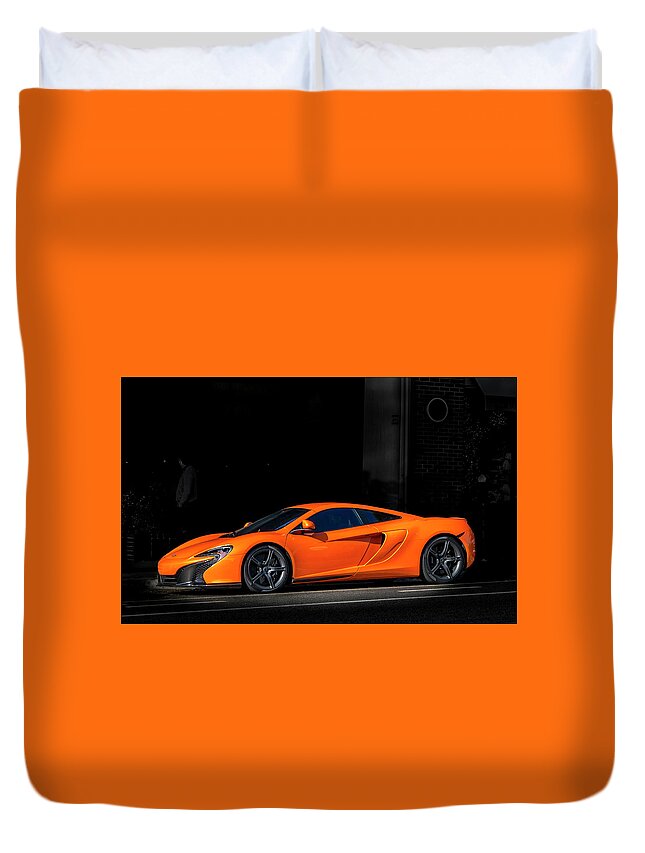 Mclaren Duvet Cover featuring the photograph McLaren 650 S by Gene Parks