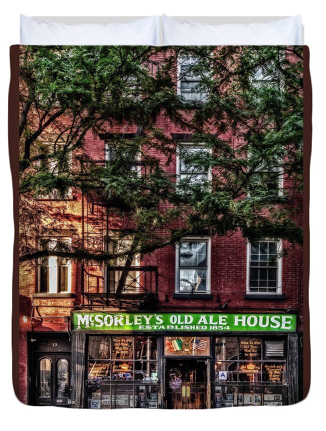 Mcsorley's Old Ale House Duvet Cover featuring the photograph McSorley's Old Ale House NYC by Susan Candelario