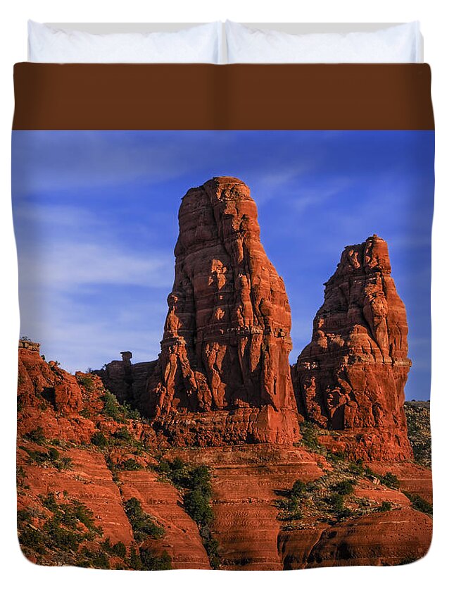 Acrylic Duvet Cover featuring the photograph Megalithic Red Rocks by Mark Myhaver