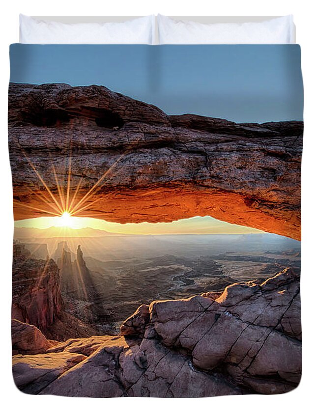 Olenaart Duvet Cover featuring the photograph Mesa Arch Sunburst Moab Utah by O Lena