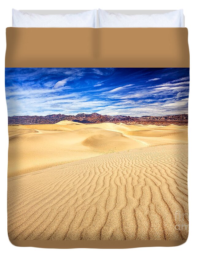 Sand Dunes Duvet Cover featuring the photograph Mesquite Flat Sand Dunes in Death Valley by Bryan Mullennix